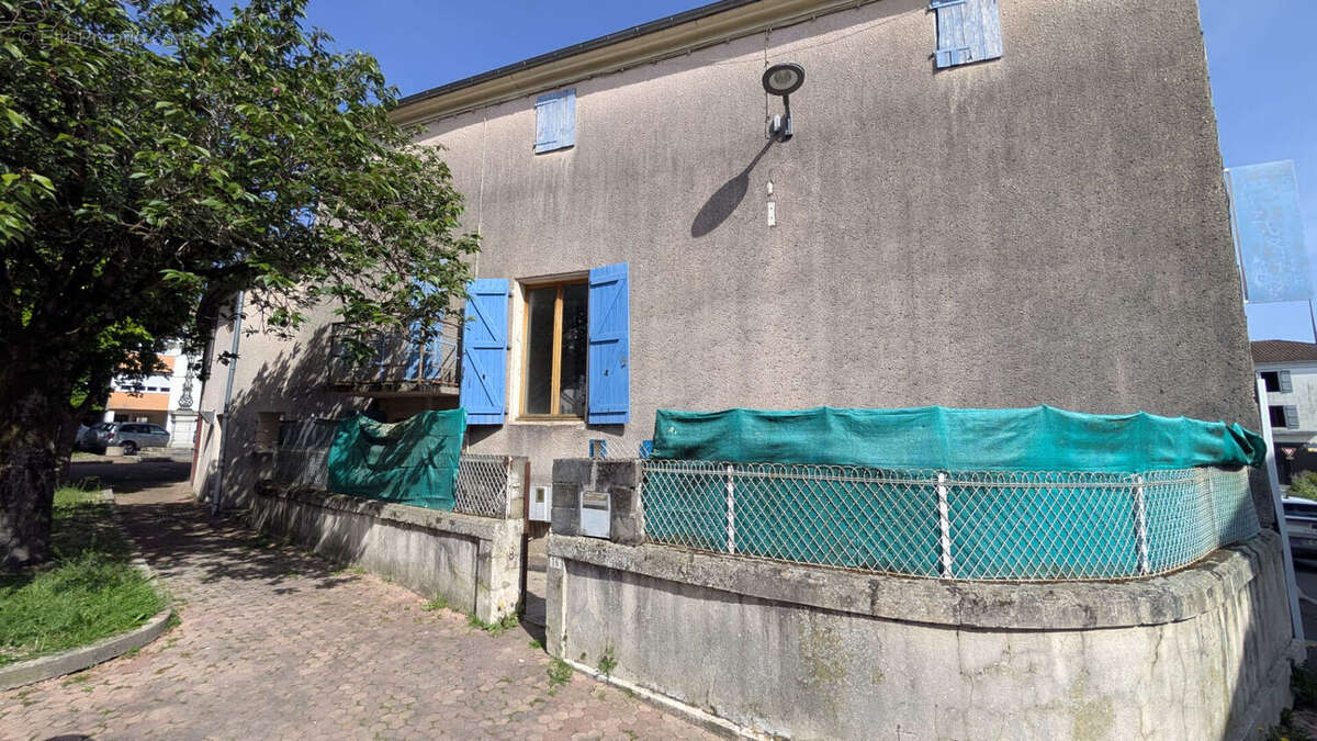 Maison à HAGETMAU