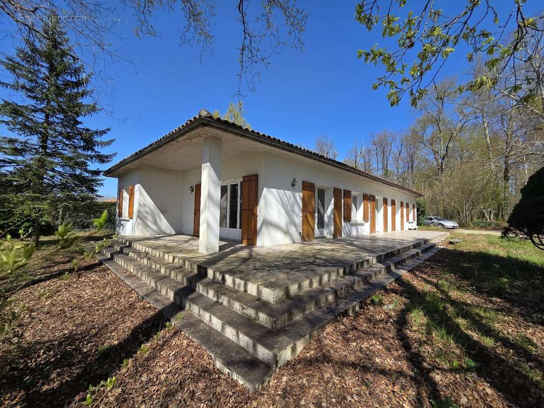 Maison à SAINT-BRICE