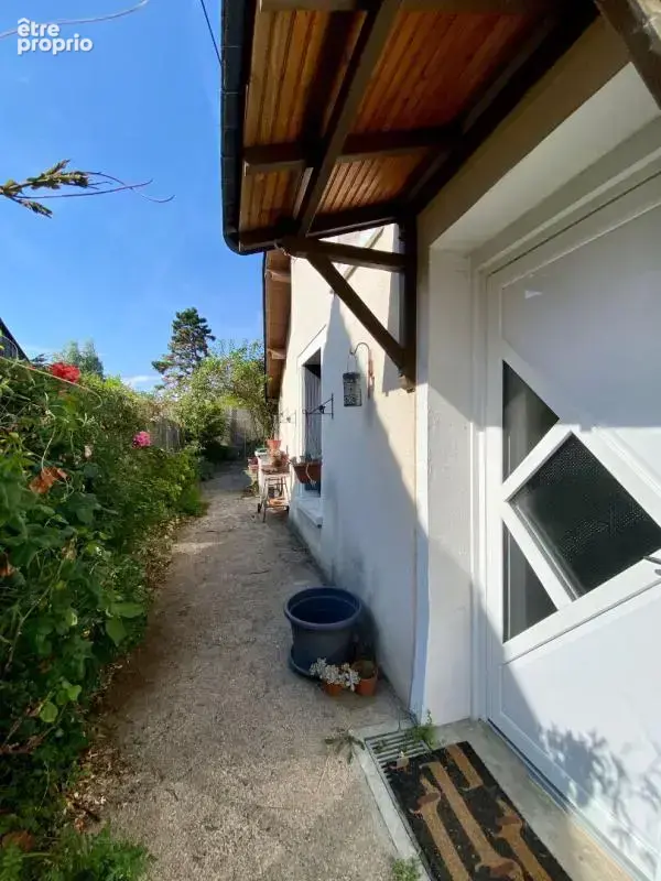 A VENDRE : Maison de bourg à Chouzy sur Cisse - photo 11