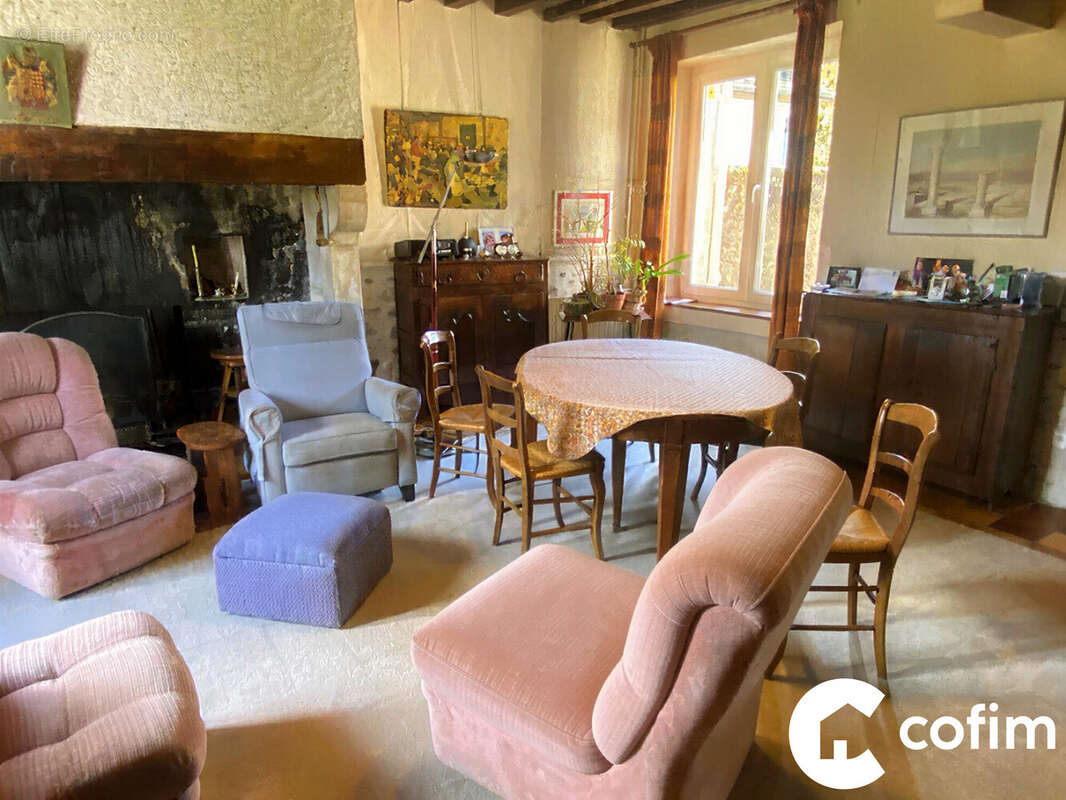 Maison 223 m² à Arros-De-Nay  - photo 4