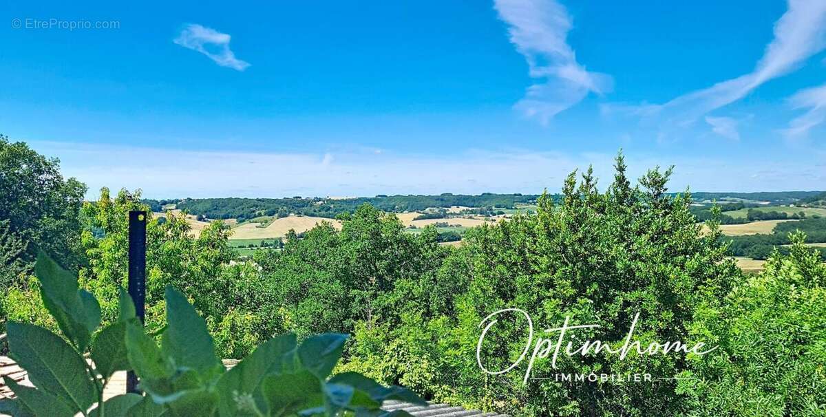 Maison de 223 m² avec vue dominante - photo 4