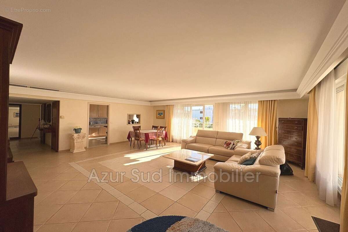 Appartement à ANTIBES
