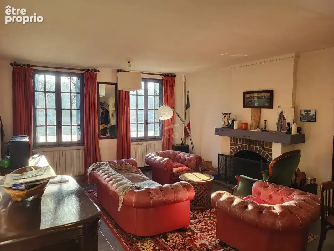 FROMENTIERES  : MAISON en PIERRE de 11 PIECE avec DEPENDANCE de 208 m² sur une parcelle de 1.407  m² - photo 3