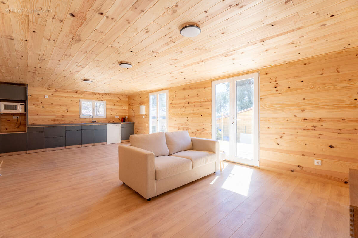 Maison à LE CASTELLET