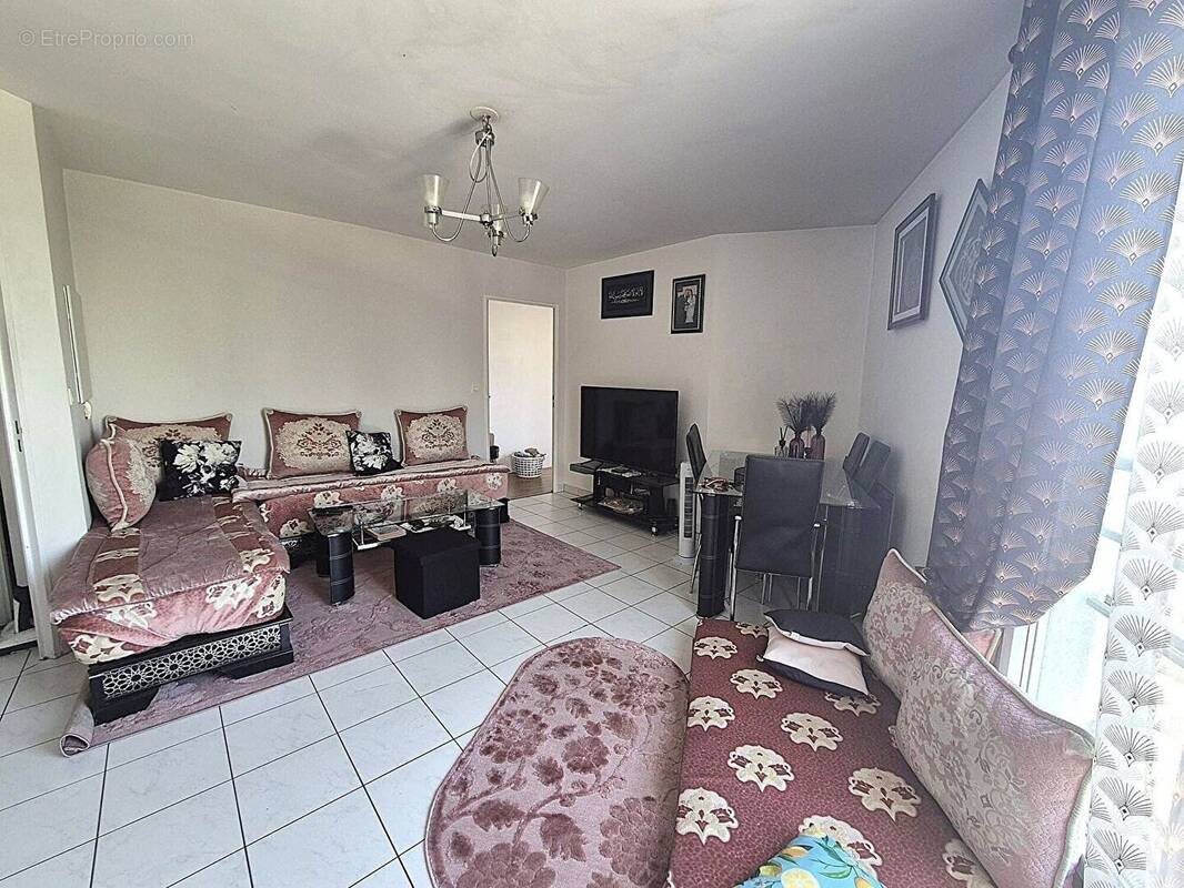 Appartement à MONTLHERY