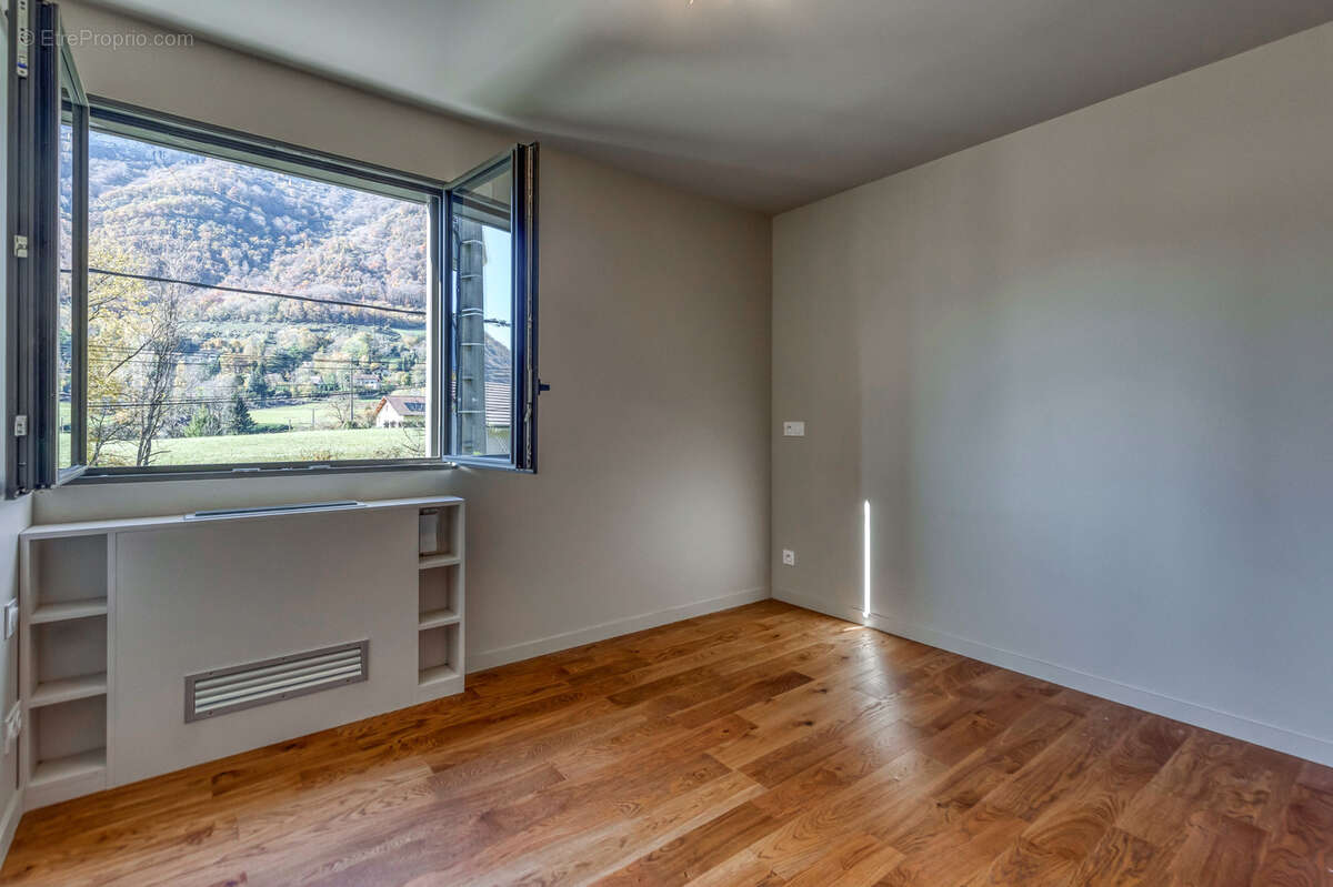 Maison à SAINT-MARTIN-LE-VINOUX