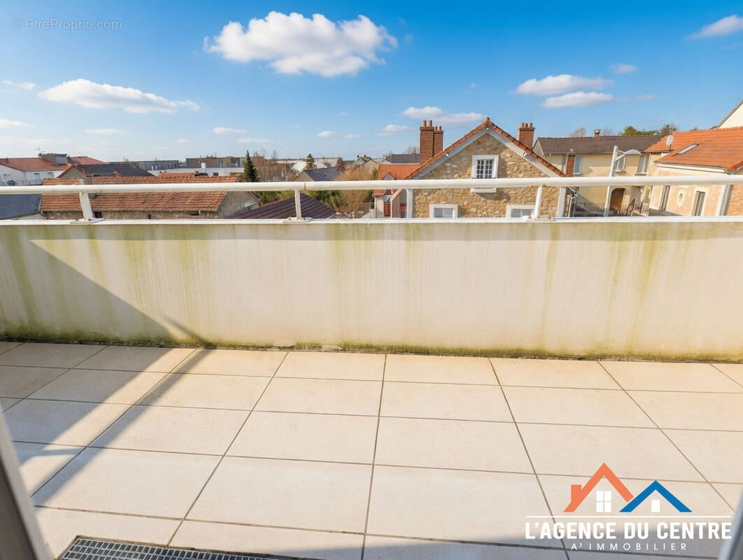 Appartement à CHANTELOUP-LES-VIGNES