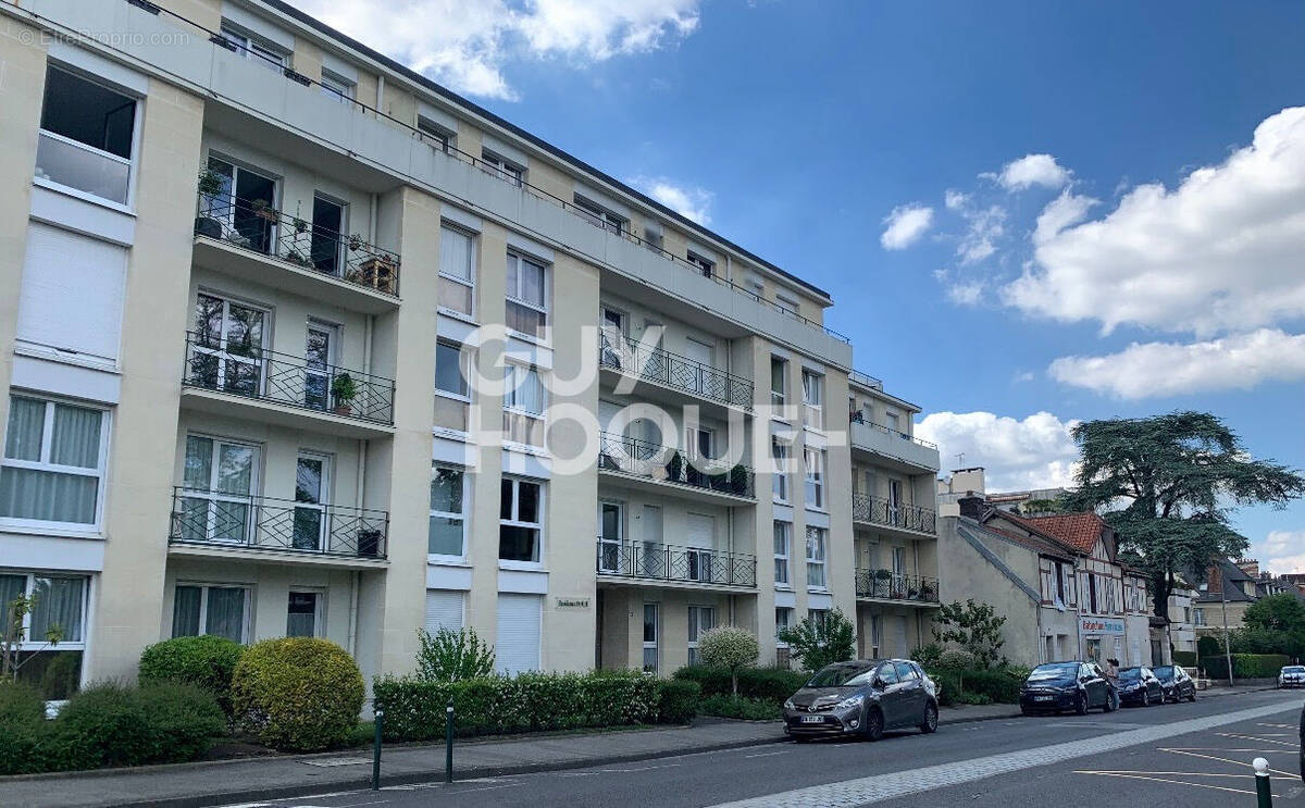 Appartement à COMPIEGNE