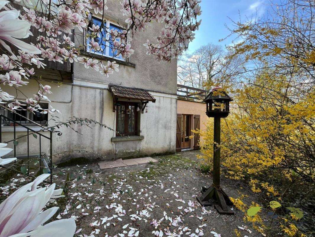 Maison à SAINT-AMAND-JARTOUDEIX