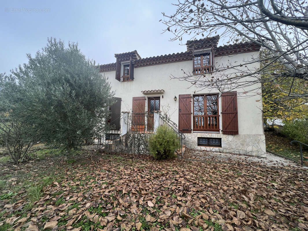 Maison à MASSAGUEL