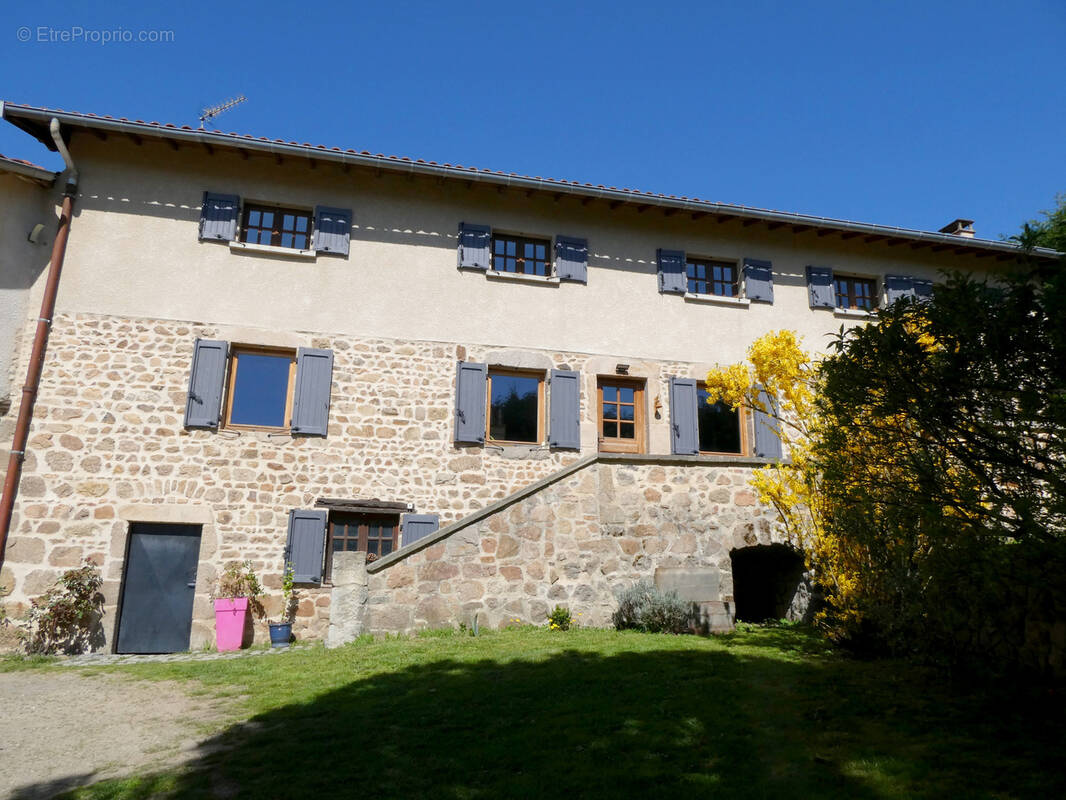 Maison à LONGESSAIGNE