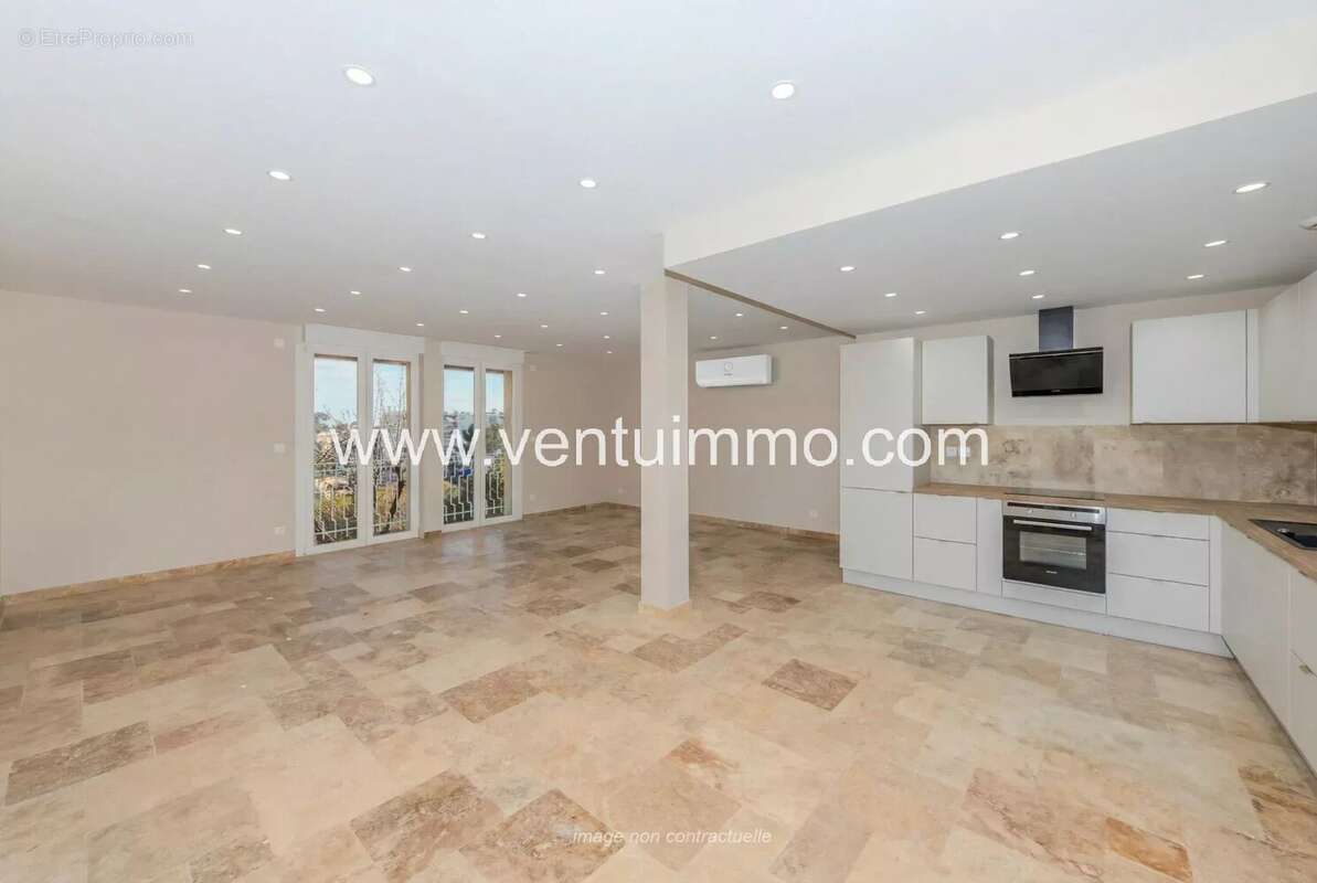 Maison mitoyenne de 111 m² avec piscine à Mougins - photo 6