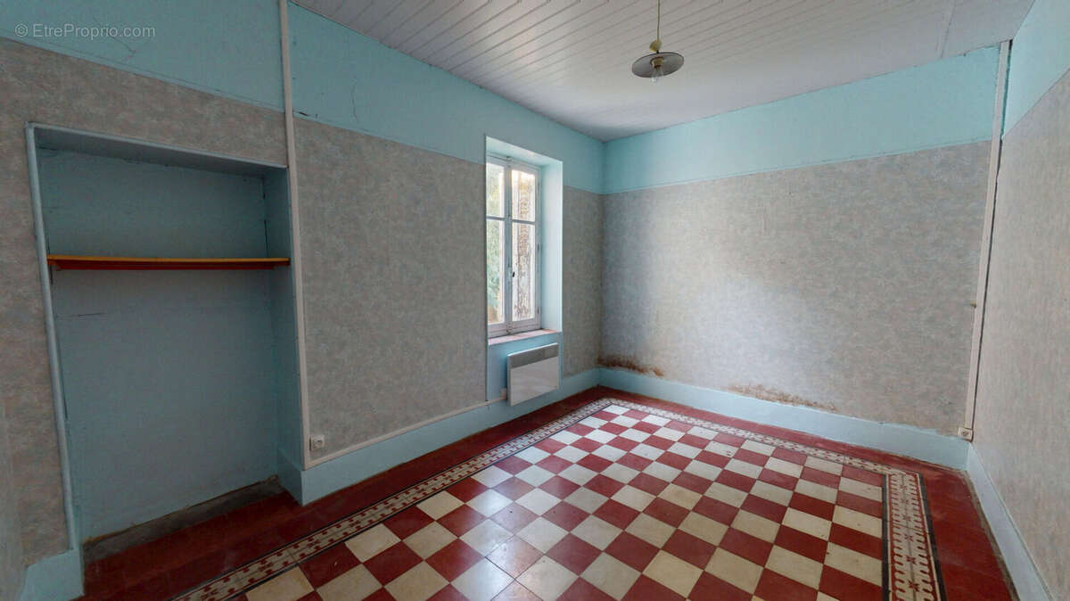 Maison à PRECY