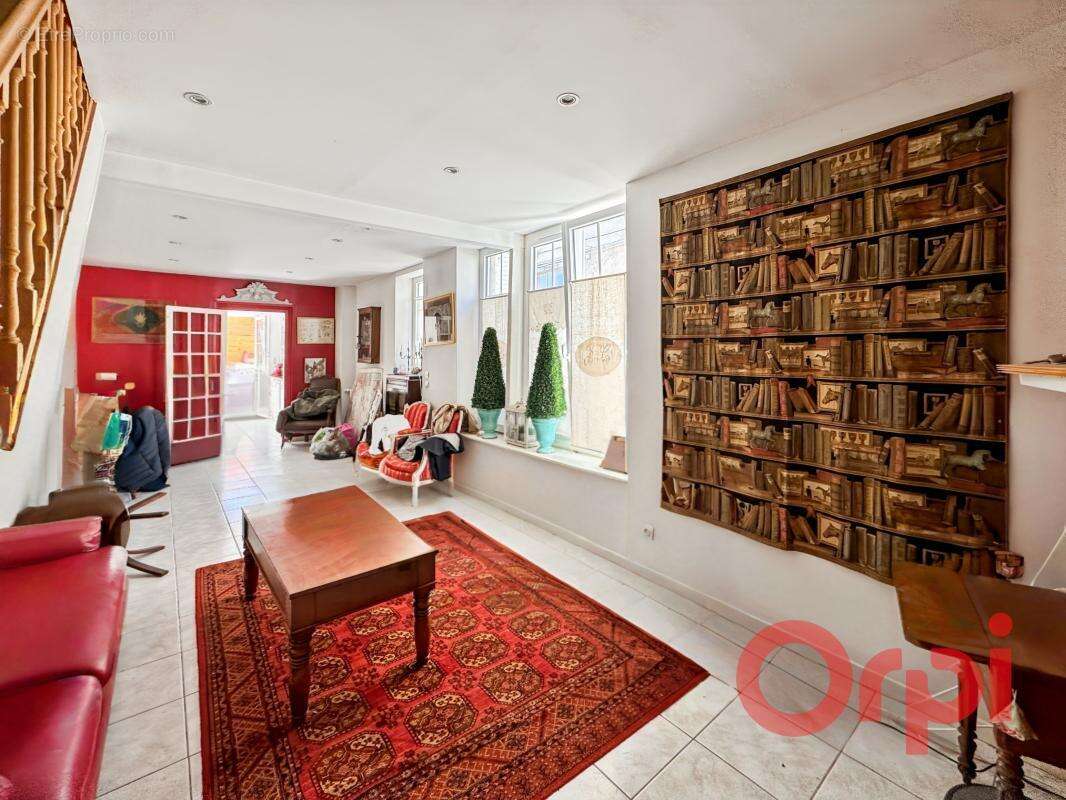 Maison à SAINT-AMAND-MONTROND