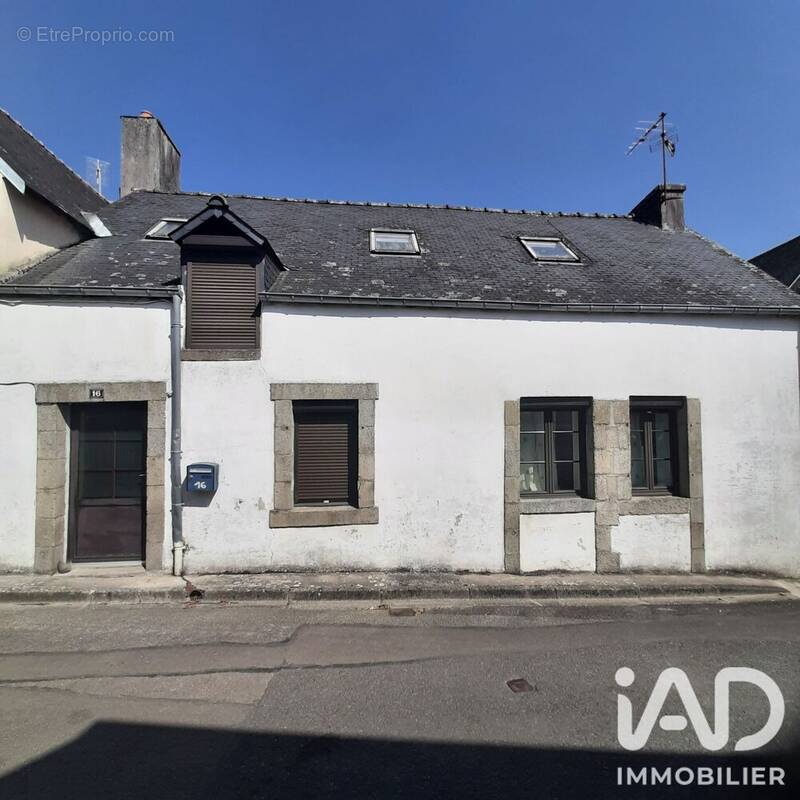 Photo 1 - Maison à CARHAIX-PLOUGUER