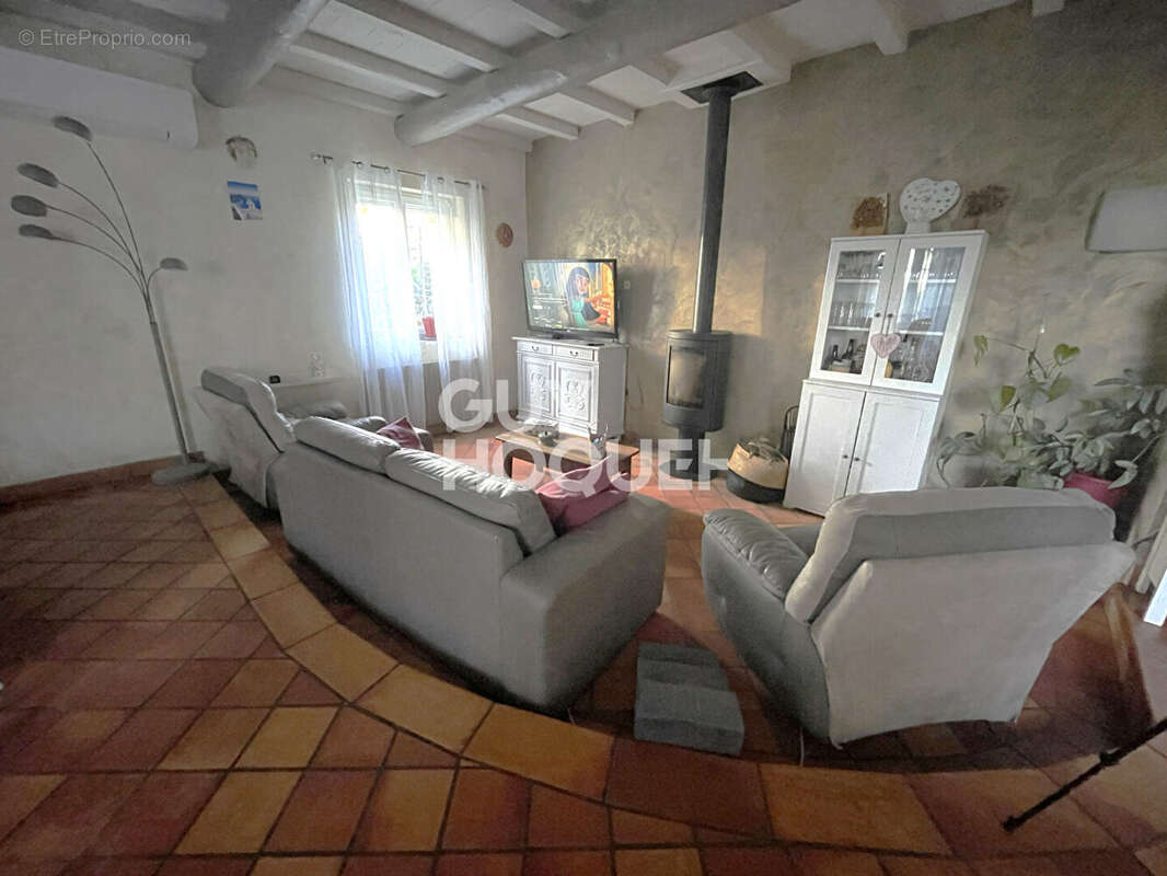 Maison à CAUMONT-SUR-DURANCE