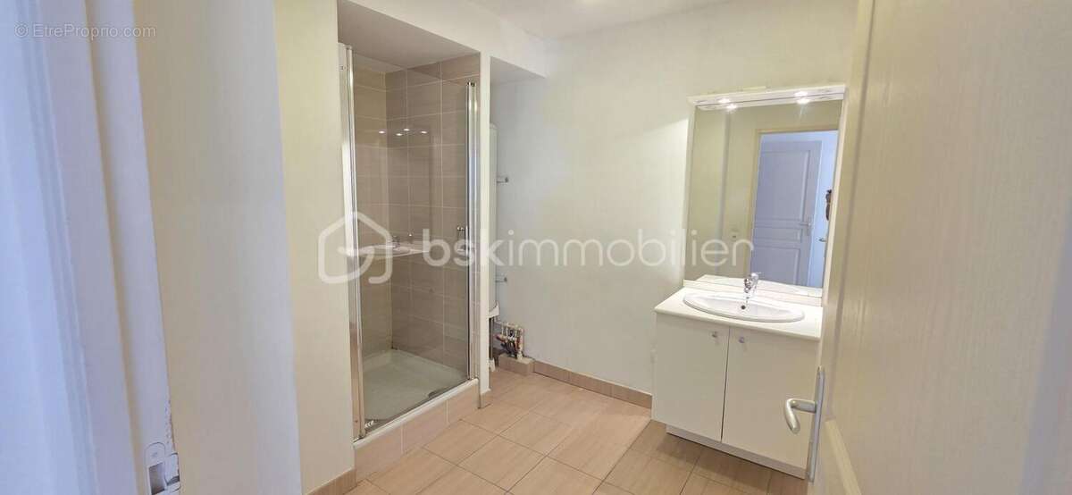 Appartement 3 pièces de 69 m² avec terrasse couverte et parking – Sainte-Gemmes-sur-Loire - photo 8