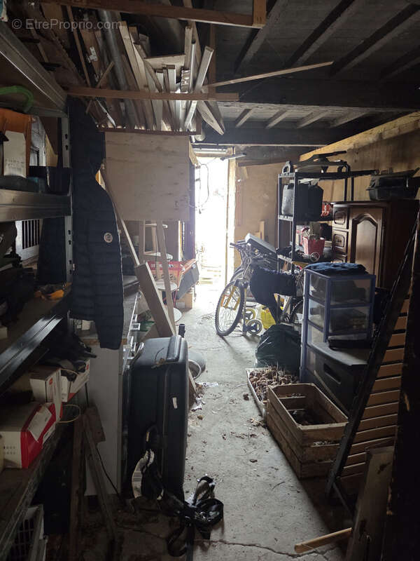 Autre à LA MOTTE-CHALANCON