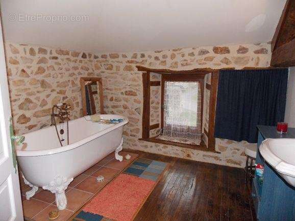 Maison à SAINT-AUVENT