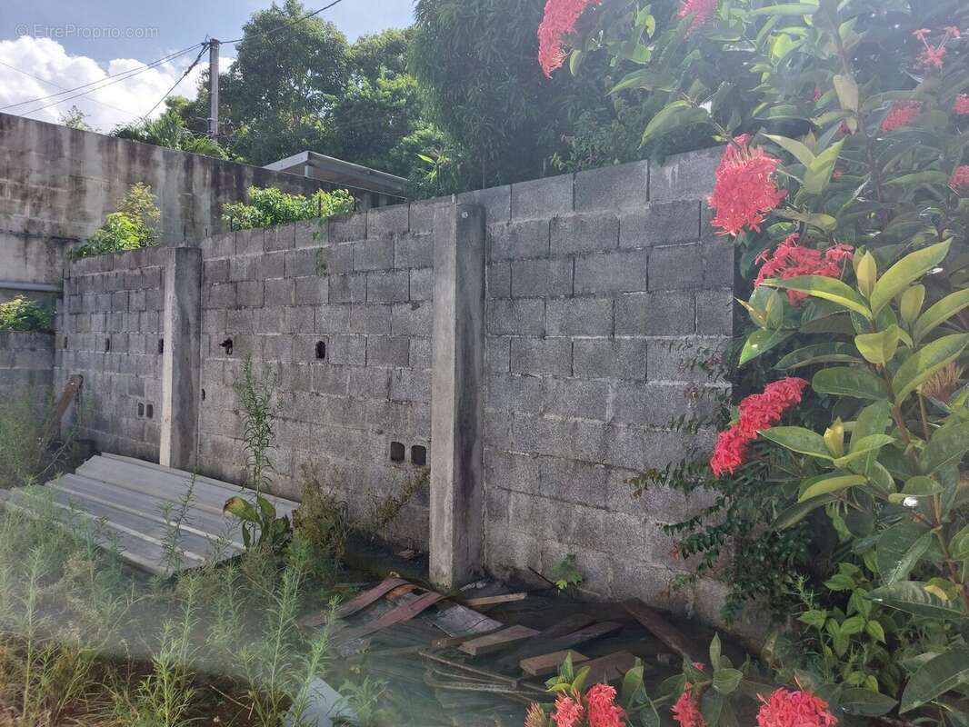 Maison à SAINTE-SUZANNE