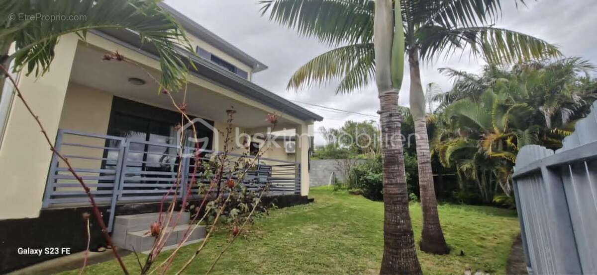 Villa contemporaine de 127 m² – Mont Vert Les Hauts – Saint-Pierre - photo 4