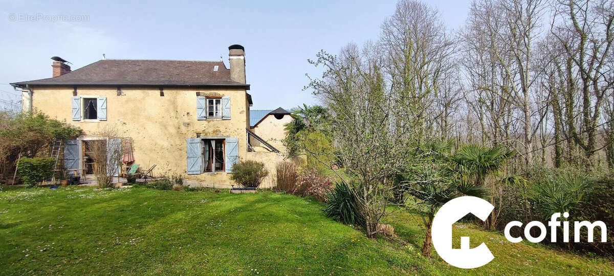 Maison à LASSEUBE