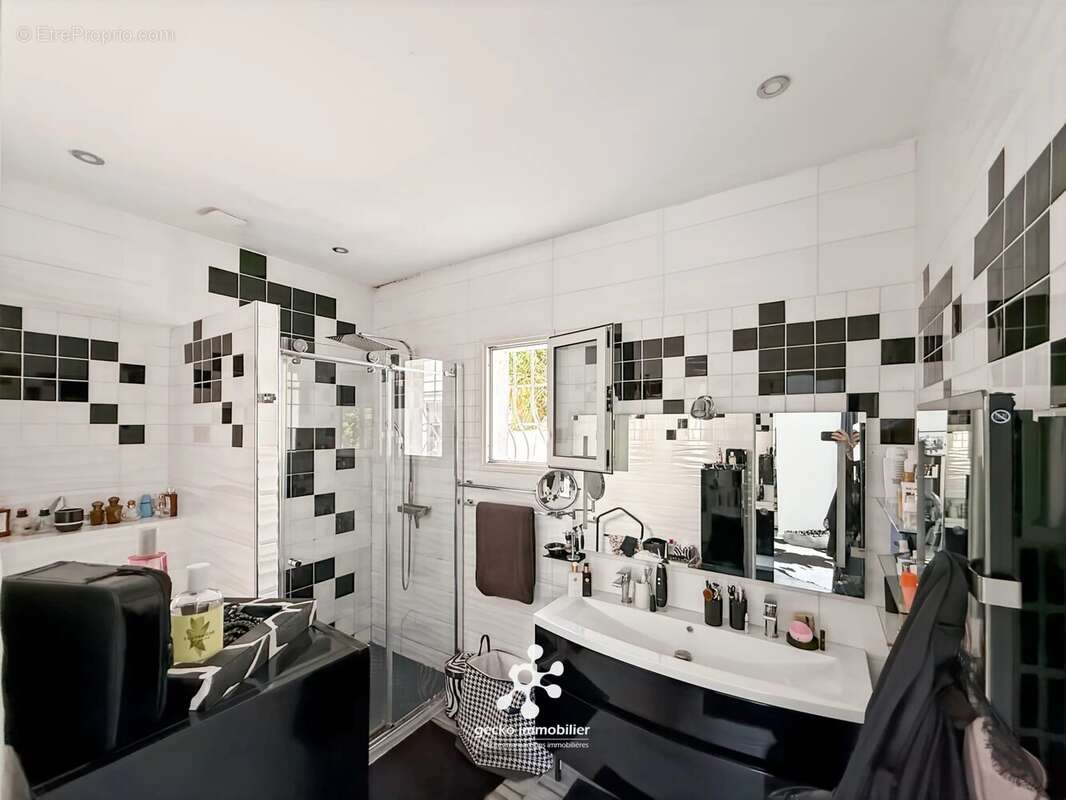 Nice – maison mitoyenne avec piscine - photo 14