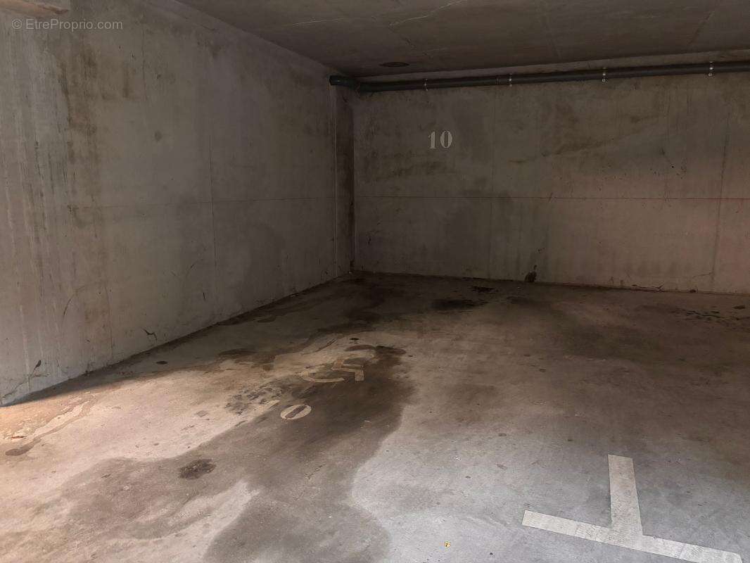 Parking à AIX-EN-PROVENCE