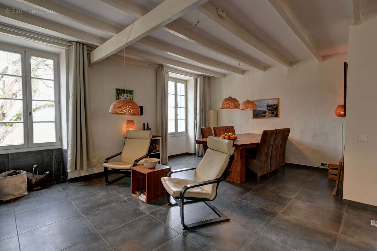 Maison à DAUSSE