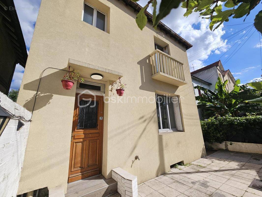 Maison à NOISY-LE-SEC