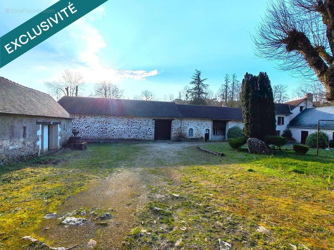 Photo 2 - Maison à BAUGE