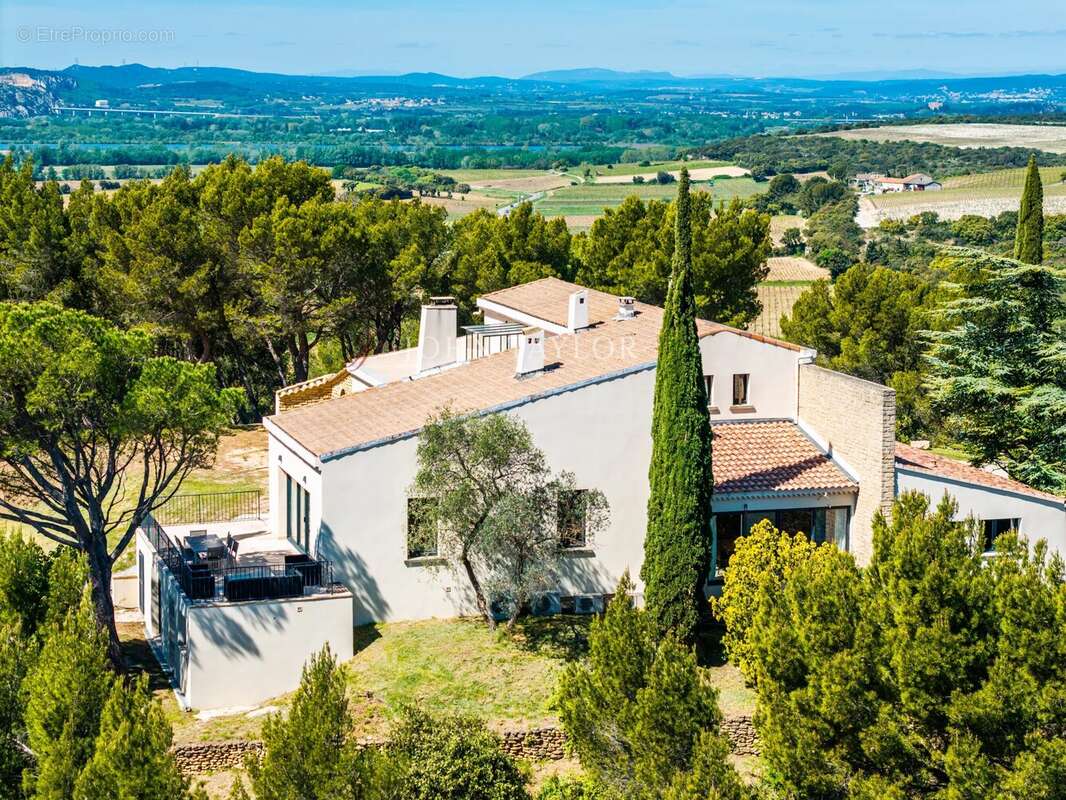 Maison à CHATEAUNEUF-DU-PAPE