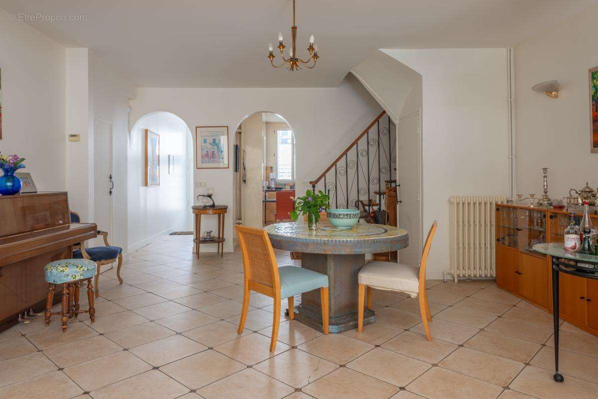 Maison à MONTREUIL