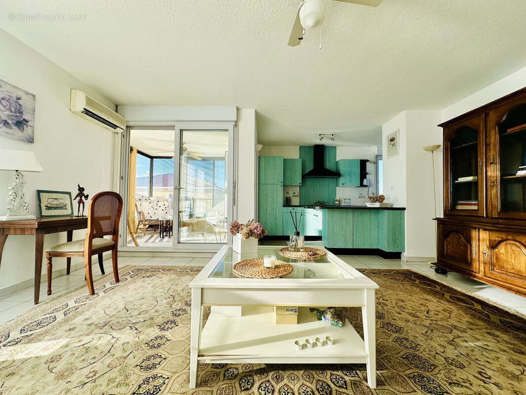 Appartement à LATTES