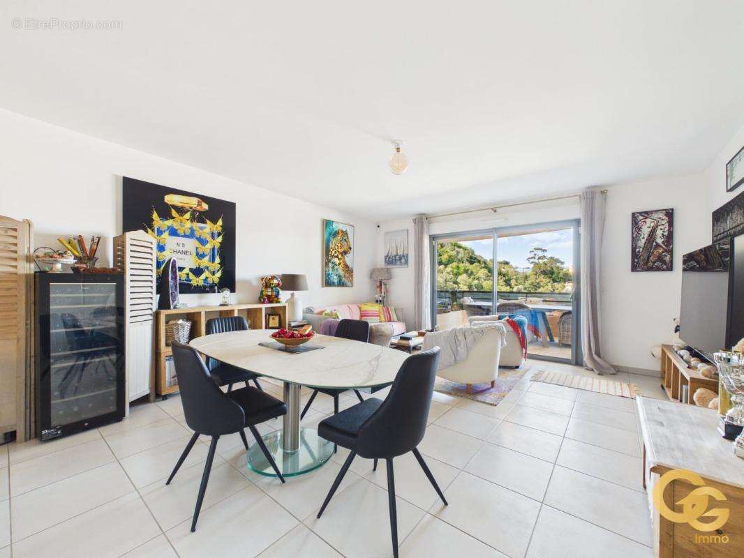 Appartement à THEOULE-SUR-MER