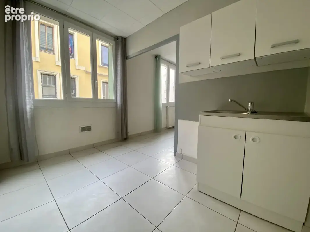 Appartement 1 pièce 28 m² à vendre à Romans-Sur-Isere (26100) - photo 4
