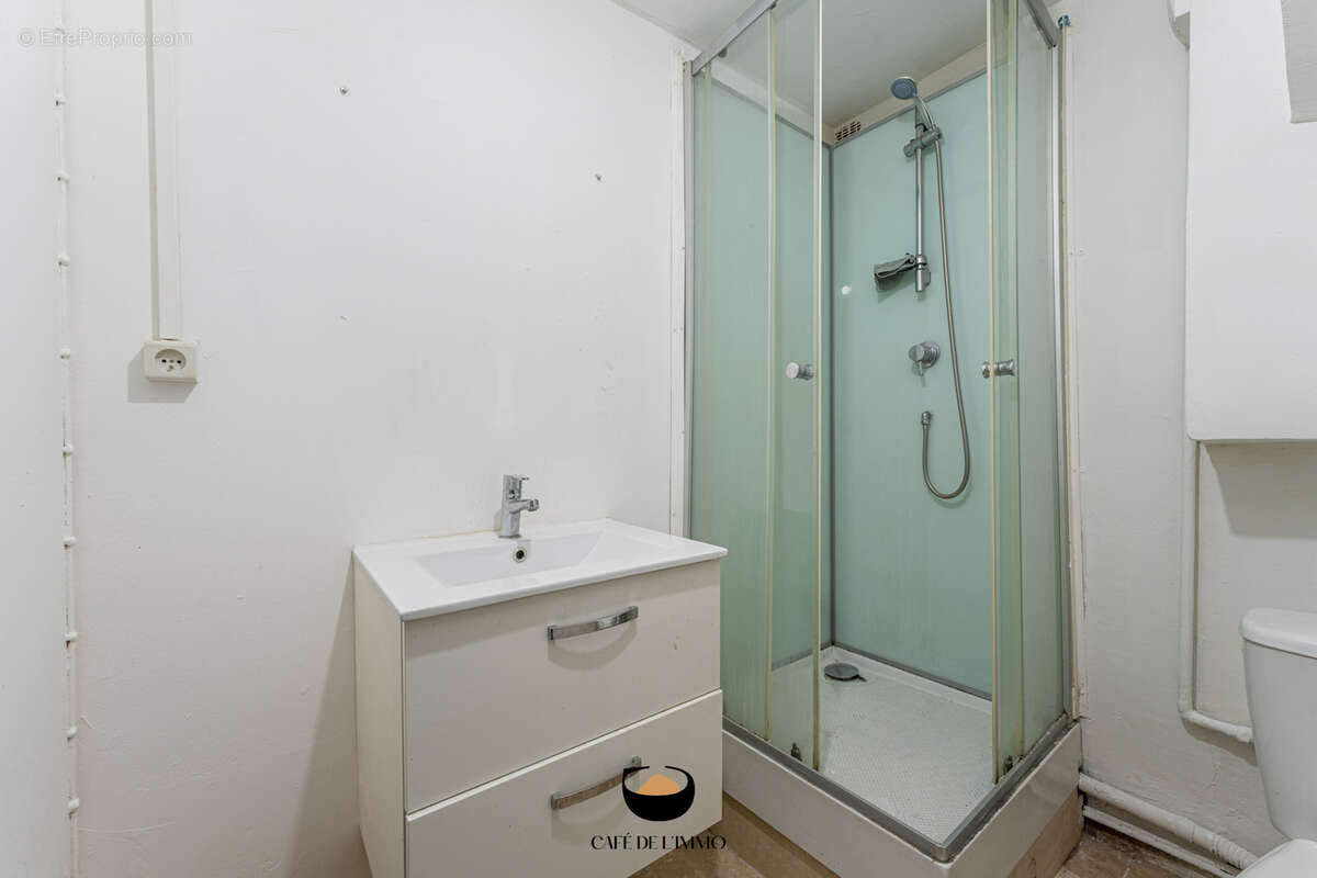 Appartement à MARSEILLE-6E