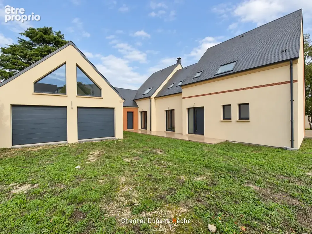 LUISANT - Maison neuve de 272 m2 avec 5 chambres et garage double ! - photo 21
