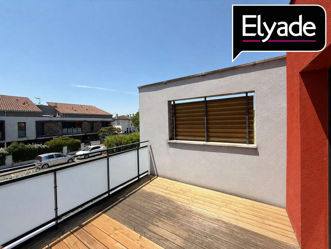 Appartement à COLOMIERS