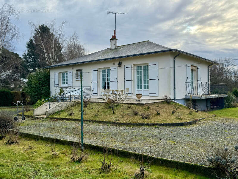 Maison à ECOUFLANT