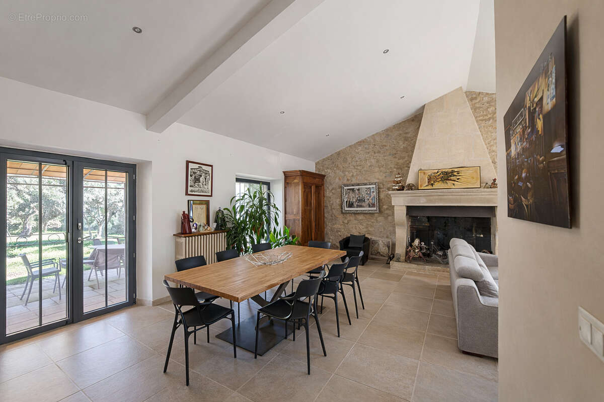 Maison à EYGALIERES