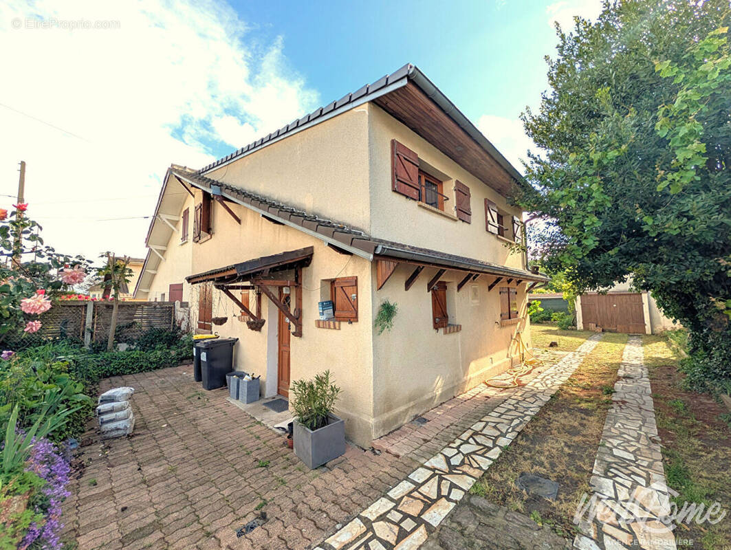 Maison à SAINT-OUEN-L'AUMONE