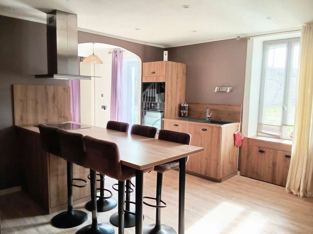 Maison à BRIOUX-SUR-BOUTONNE