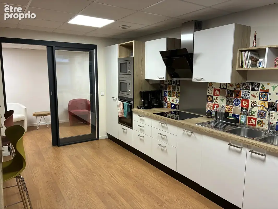Bureaux de standing centre ville 531 m² - photo 7