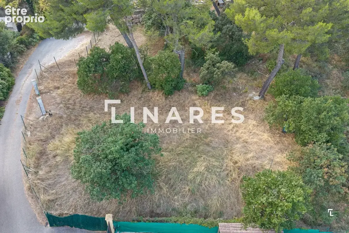 LE DOMINANT - Terrain à batir de 1114m² - Villa de 170m² - PC obtenu et purgé - 13013 Les Olives - photo 2