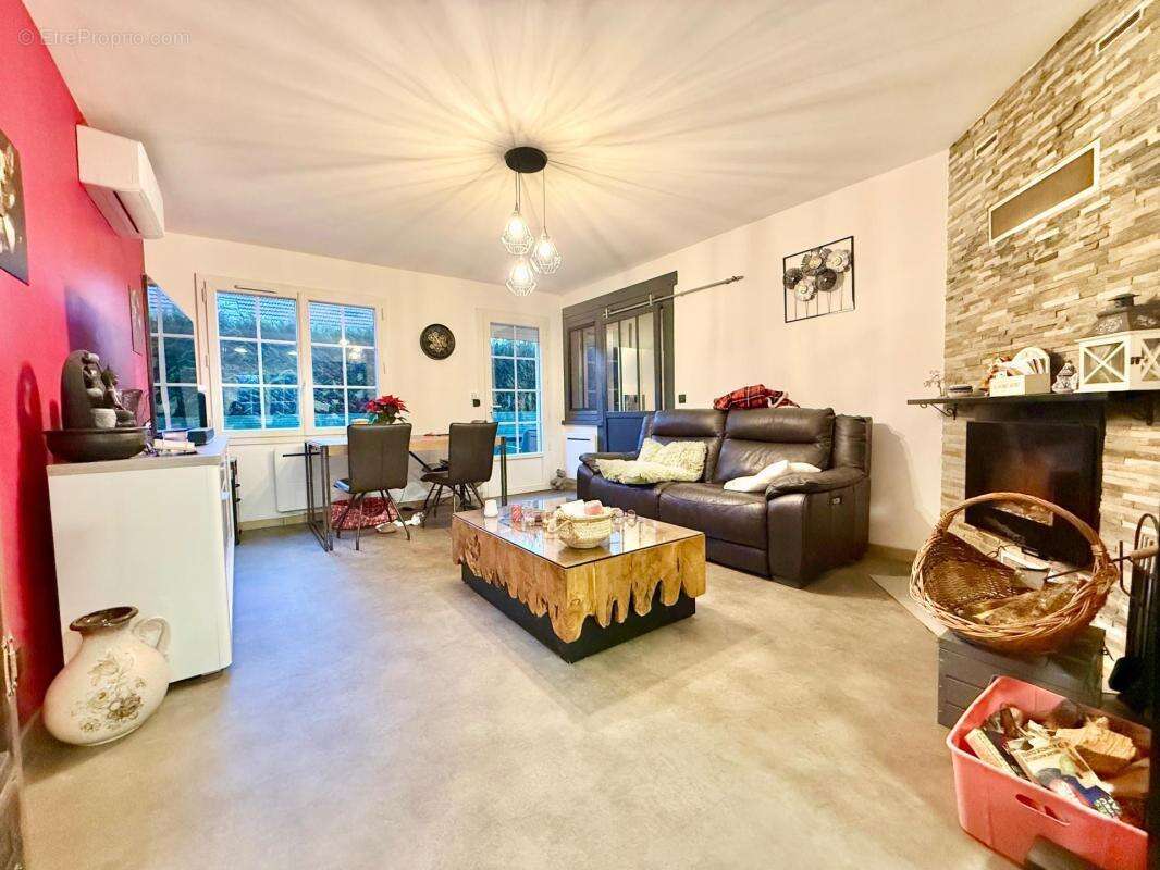 Maison à BOISSISE-LE-ROI