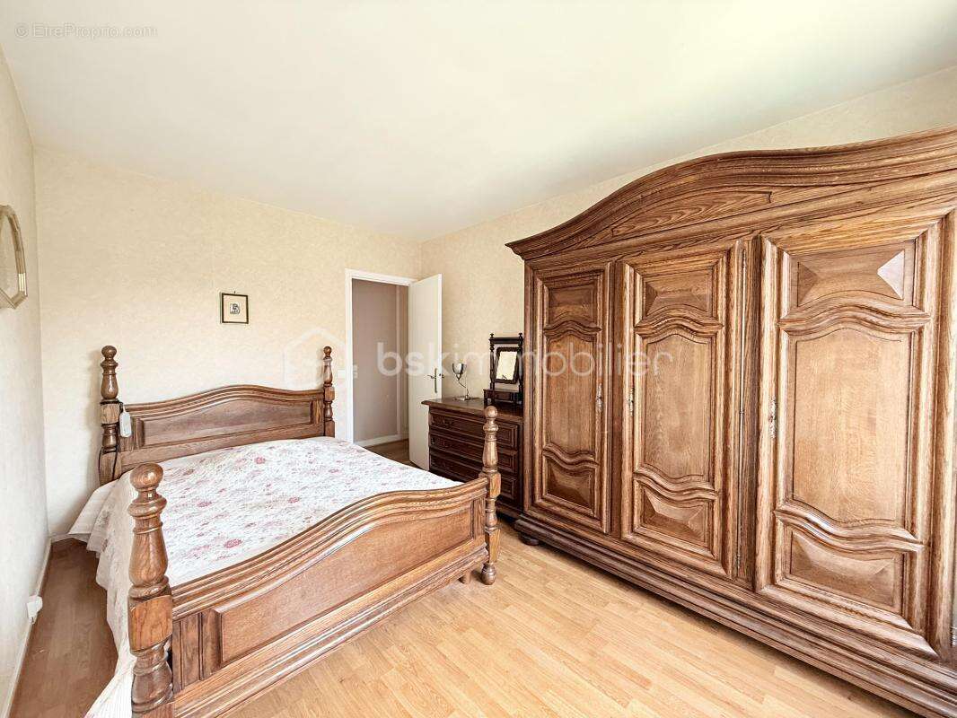 Appartement à NEUILLY-PLAISANCE