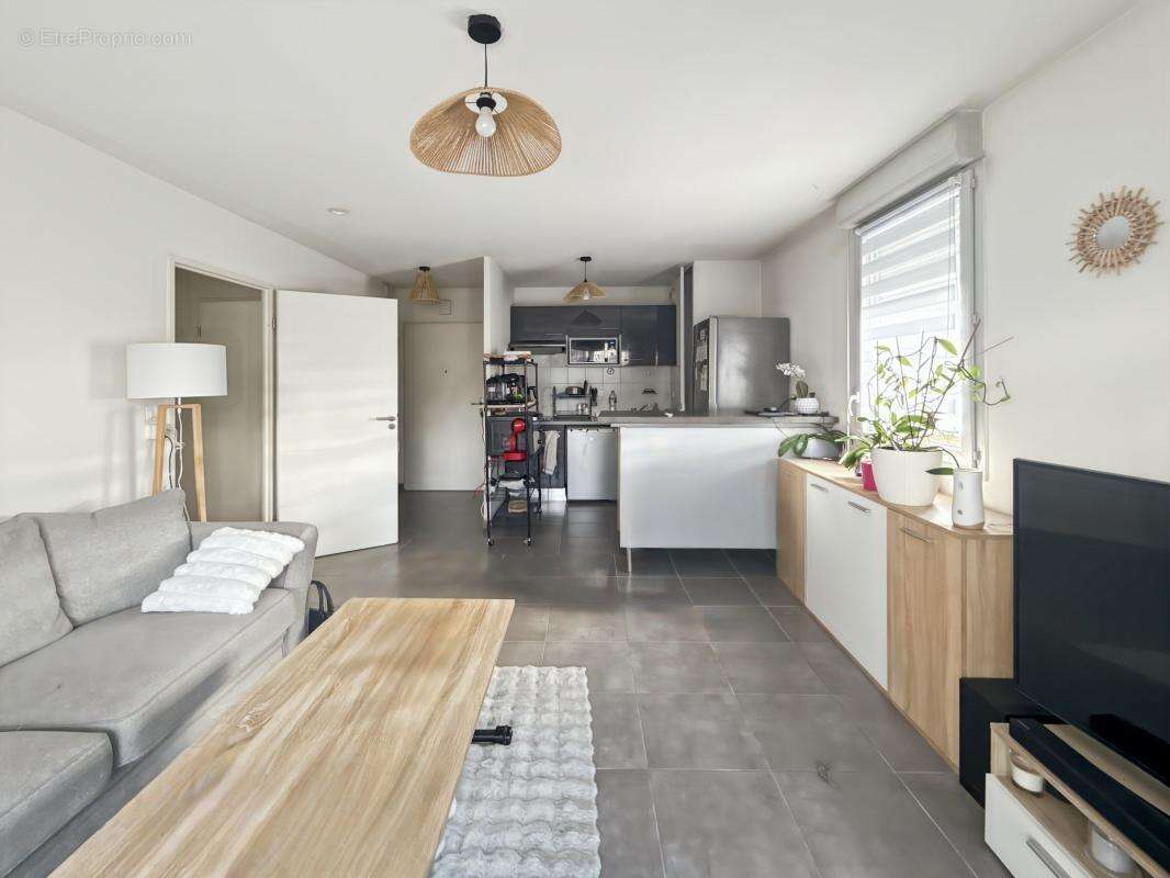 Appartement à CASTELGINEST