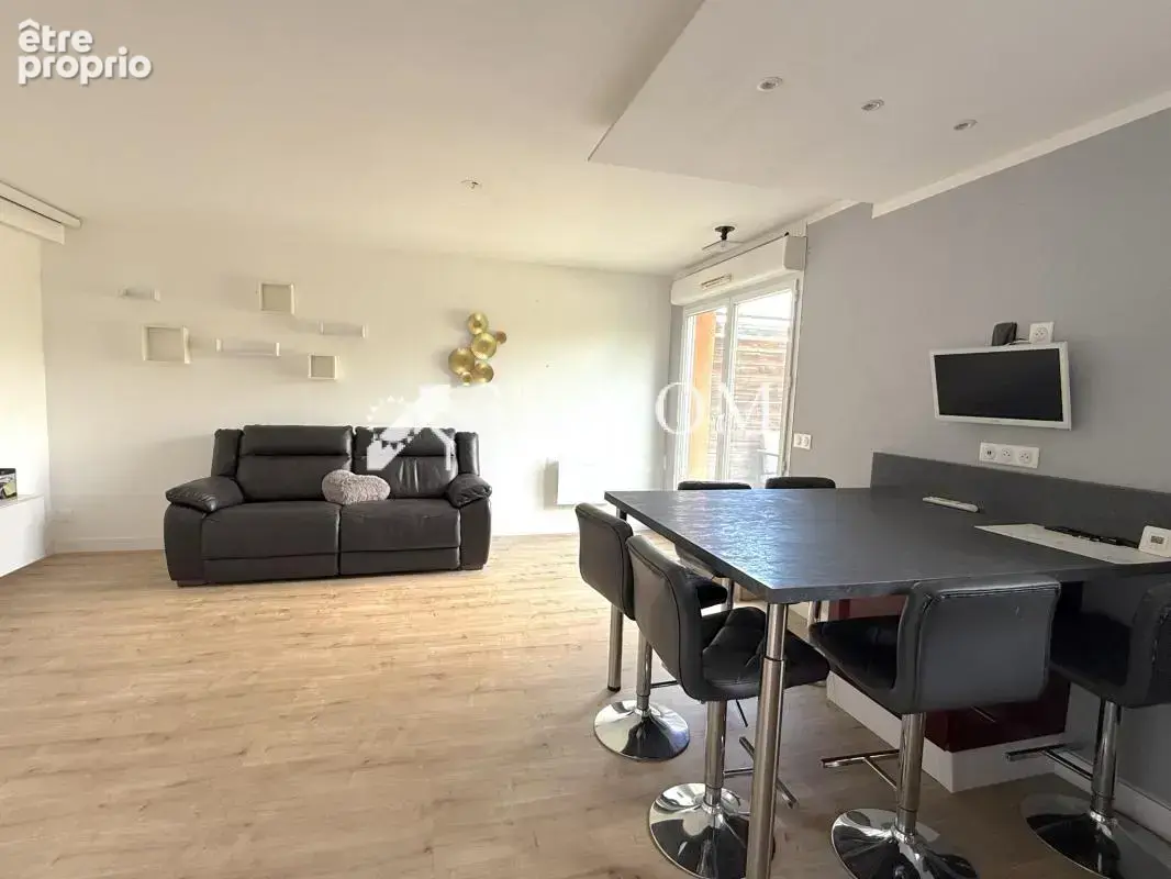 Appartement t2 de 45 m2 + terrasse de 29 m2 + place privativ - photo 4