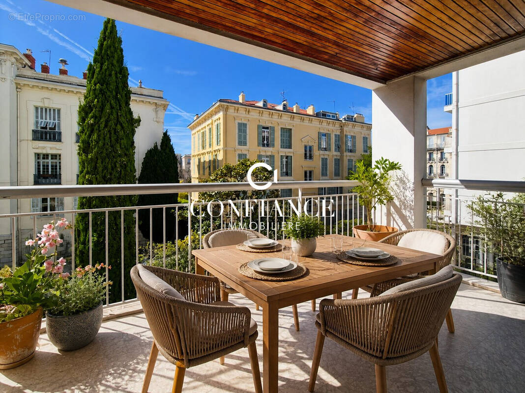 Appartement à NICE